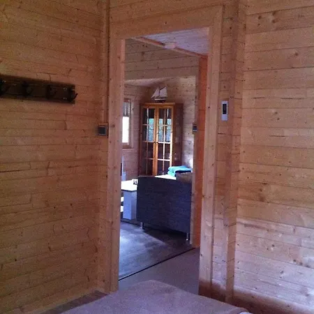 Ferienbungalow Nautik * Hoppenwalde